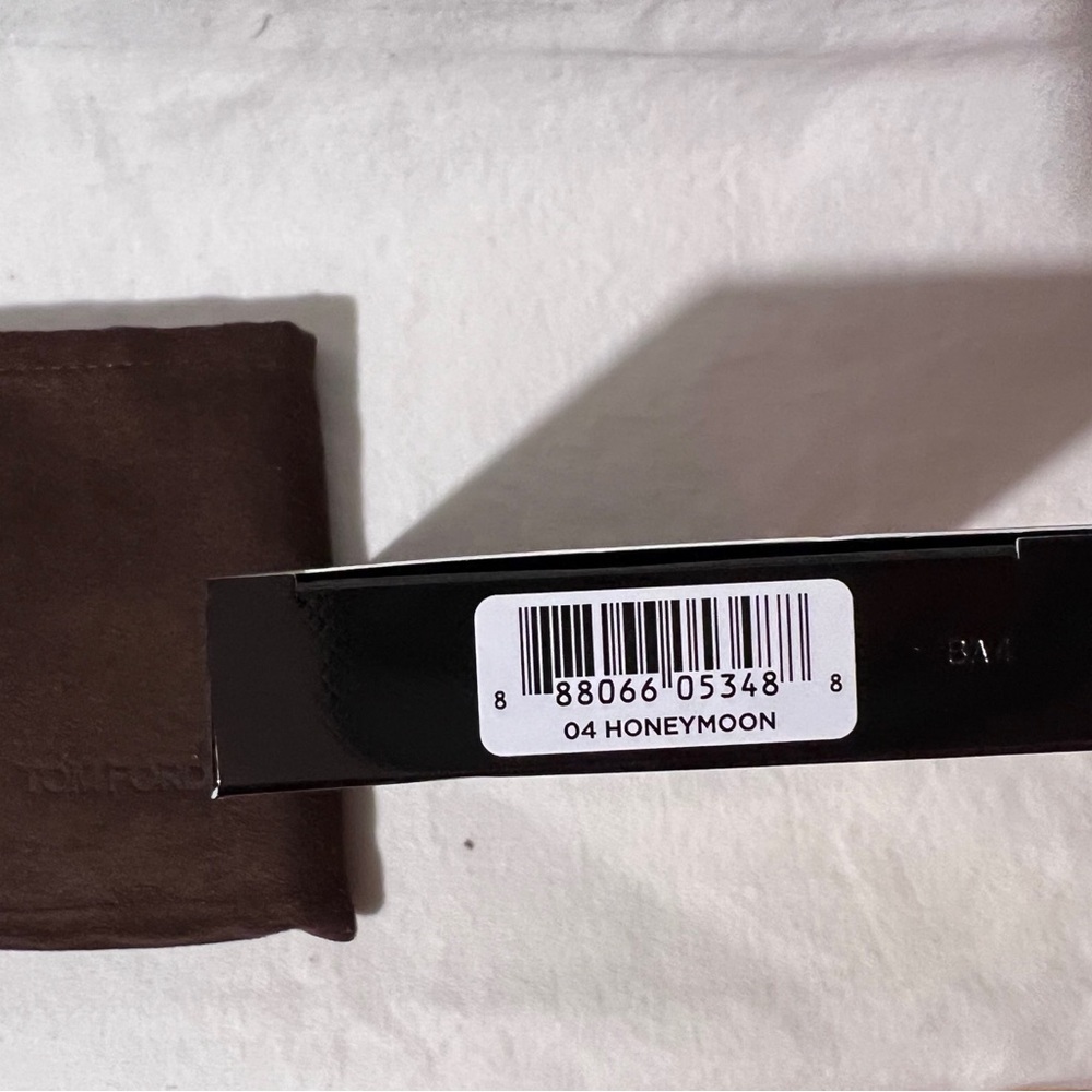❣️NIB❣️TOM FORD ✨Honeymoon✨ Eye Color Quad Eyeshadow Palette - Picture 10 of 10